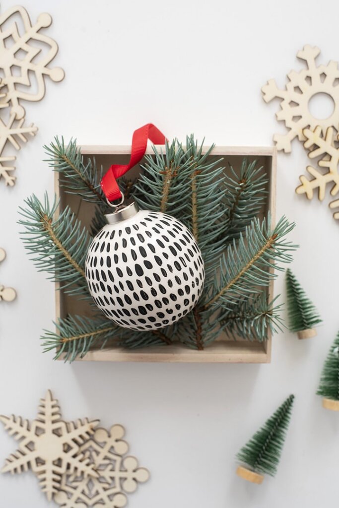 easy christmas ornaments to make
